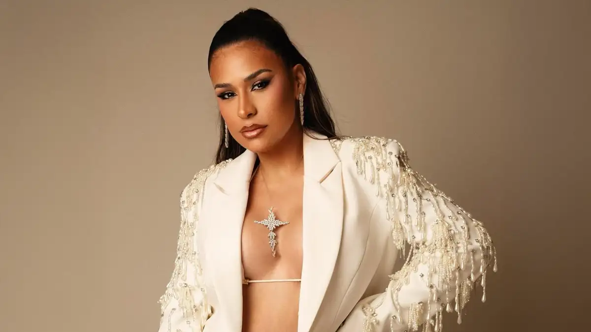 Simone Mendes Confessa: Foi Presa nos EUA aos 15 Anos com Algemas e Tudo! Simone Mendes