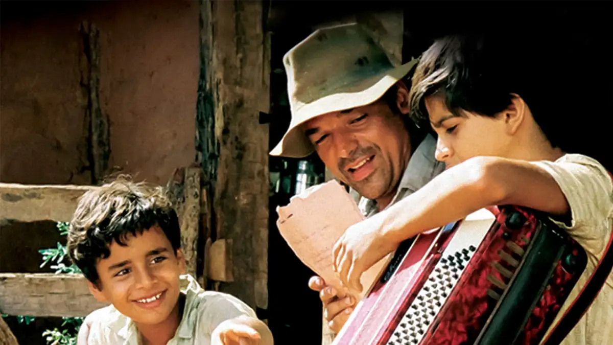 Saiba como estão os atores do filme “2 Filhos de Francisco” 20 anos após o lançamento Elenco do clássico sobre Zezé Di Camargo & Luciano revela destinos inesperados quase duas décadas depois (Foto: Divulgação)
