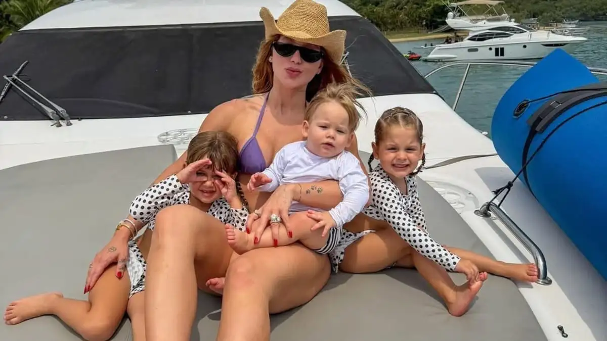 Filhos de Virginia Fonseca e Zé Felipe viajam para Madri para conhecer Vini Jr. Maria Alice, Maria Flor e José Leonardo embarcam rumo à Espanha (Foto: Instagram)