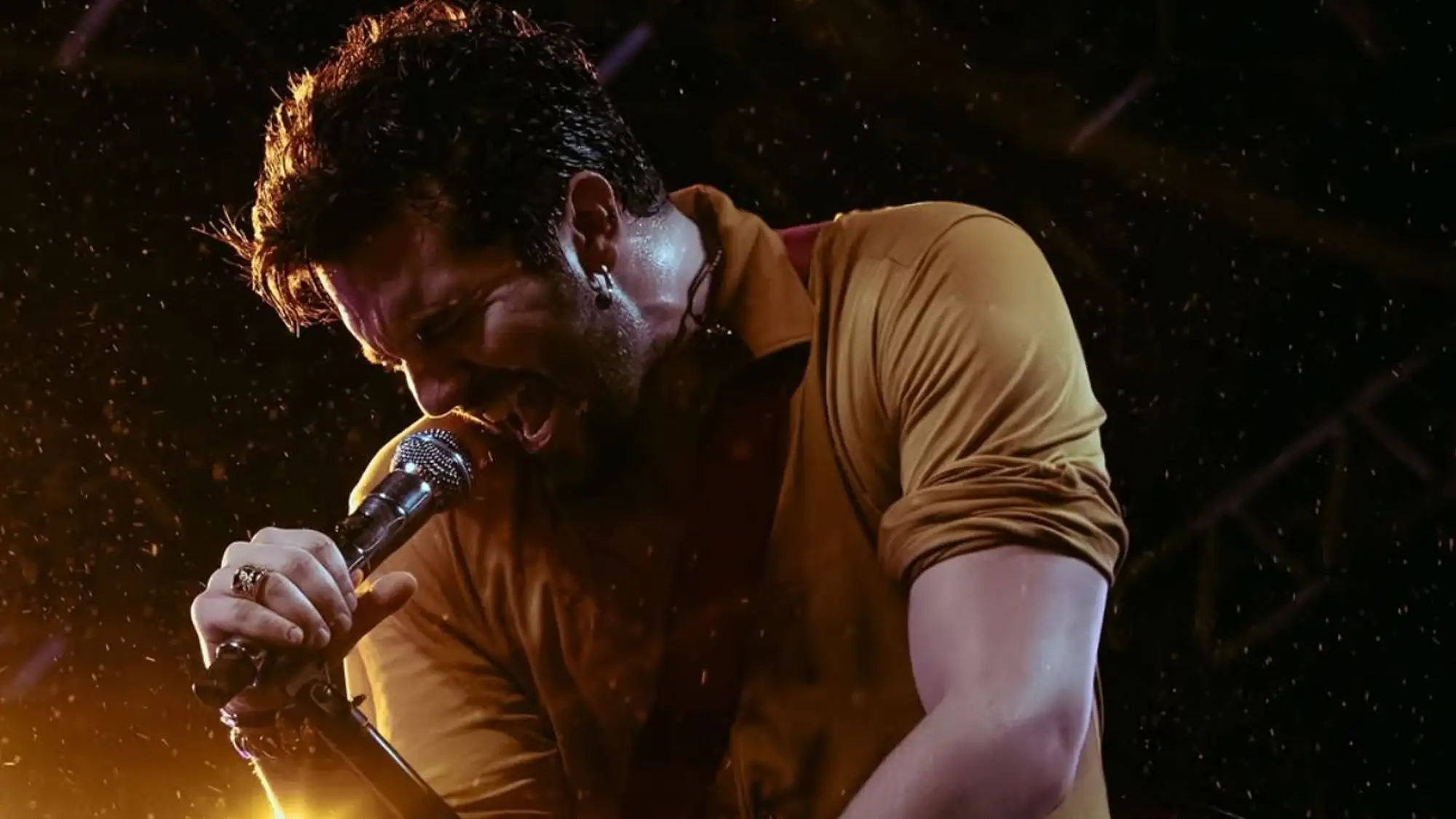 Sertanejo grava DVD que revisita seus 18 anos de carreira com espetáculo grandioso (Foto: Reprodução Instagram)