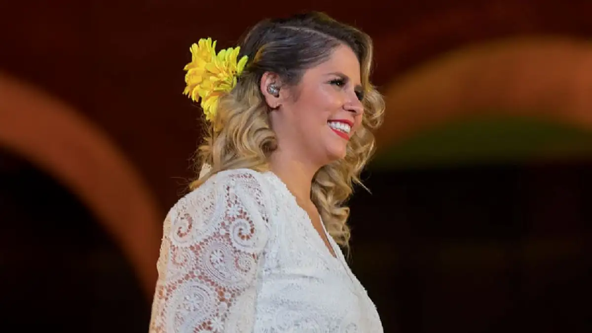 Marília Mendonça tem música inédita lançada a partir de gravação encontrada em celular Segundo Amor da Sua Vida mantém voz original da cantora Marília Mendonça, registrada em 2018 (Foto: Divulgação)