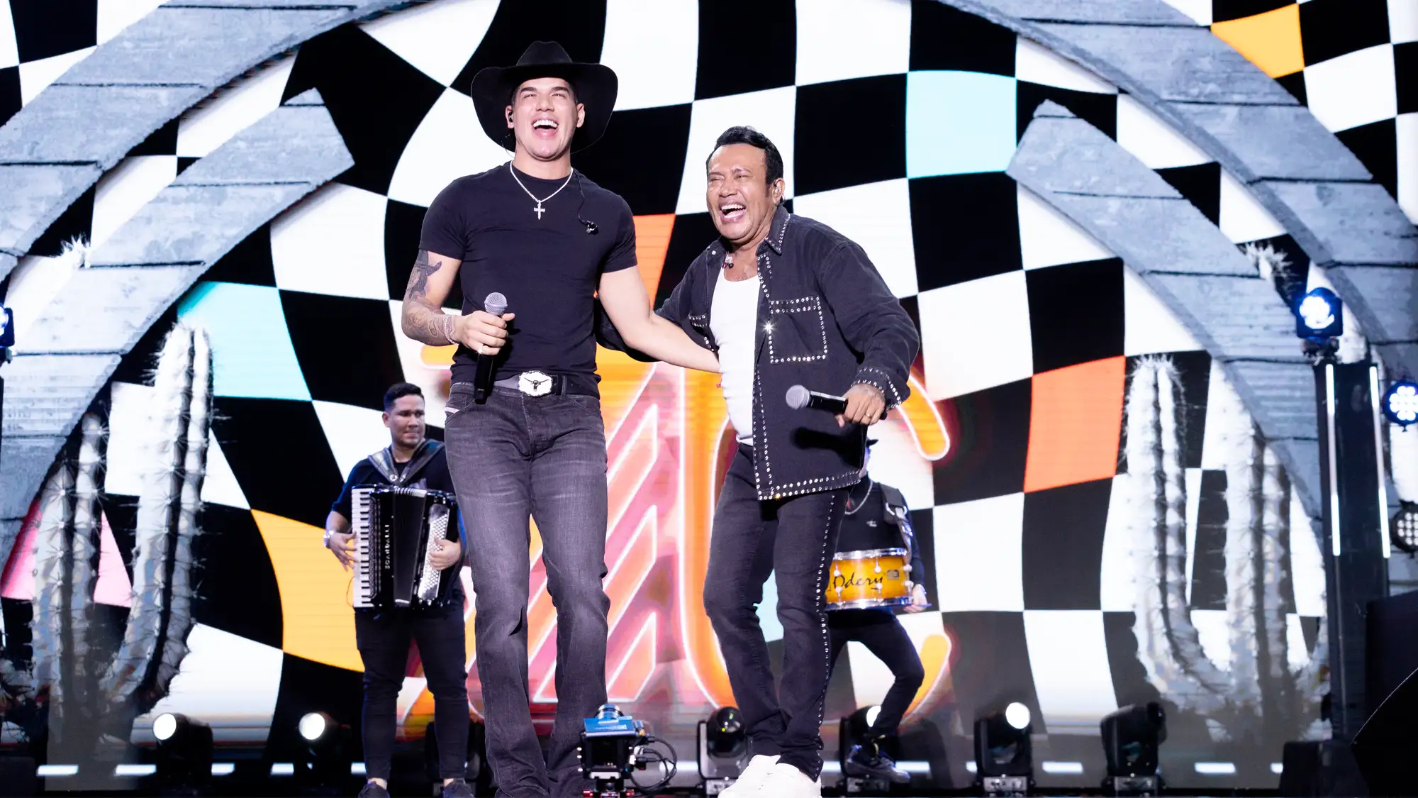 Projeto de Zé Cantor celebra duas décadas de sucesso com Zé Vaqueiro, Monique Pessoa e Taty Girl