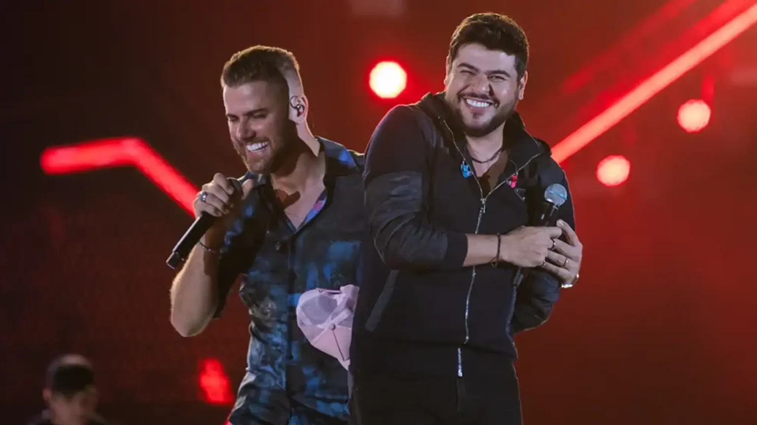 Rolê Sertanejo reúne 50 hits para festa sem fim Playlist Rolê Sertanejo com sucessos remixados para animar qualquer rolê