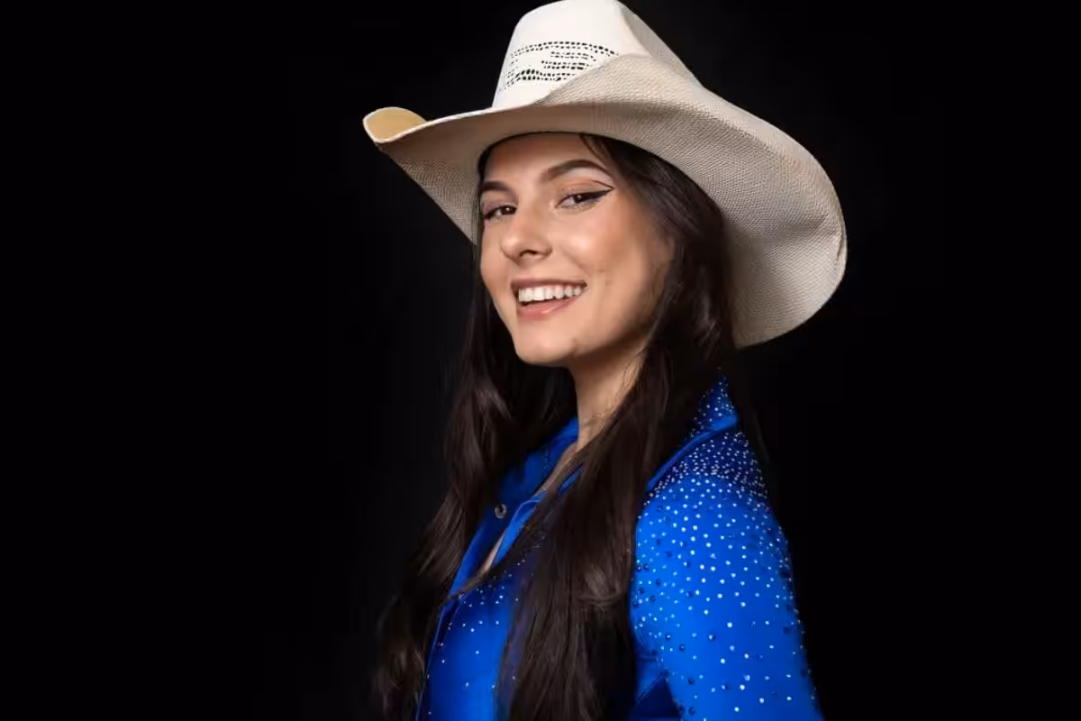 Ana Castela supera Marília Mendonça com seu talento no YouTube