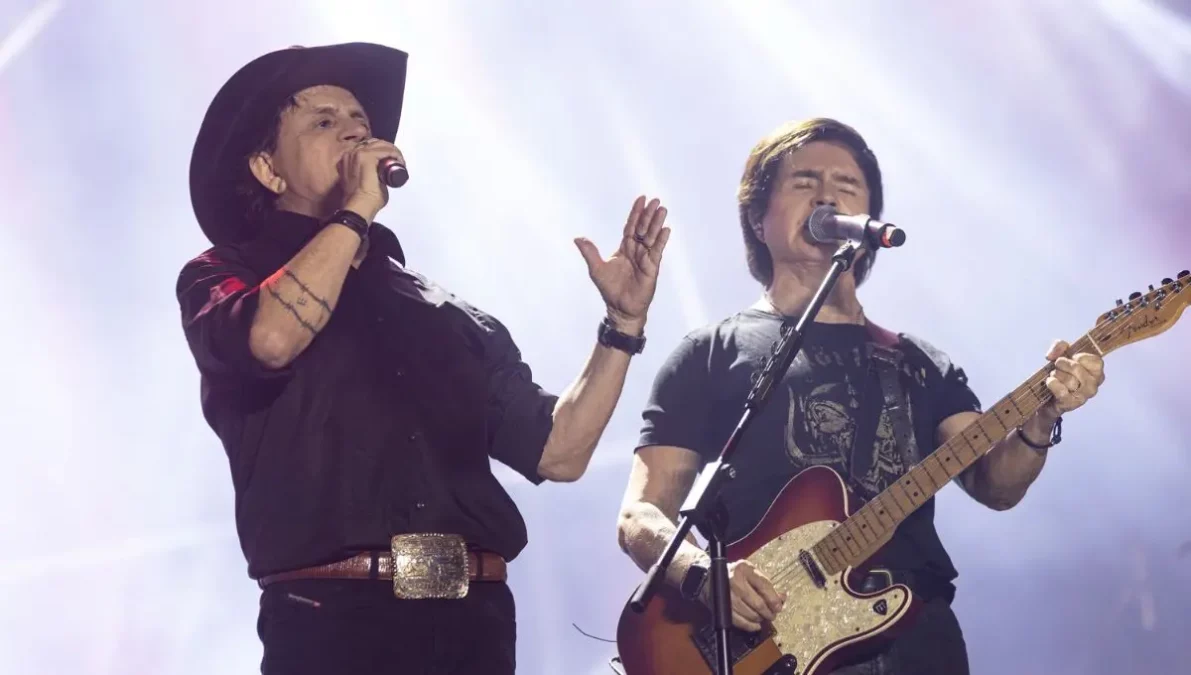 Chitãozinho e Xororó: Sucesso no Cruzeiro e Grammy Latino! Chitãozinho e Xororó: Sucesso no Cruzeiro e Grammy Latino!