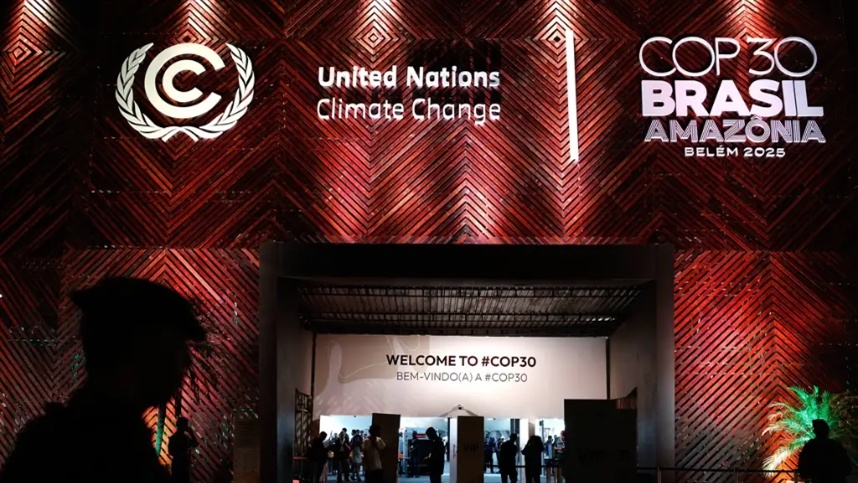 Comitiva brasileira protesta após exclusão na COP 11 Comitiva brasileira protesta após exclusão na COP 11