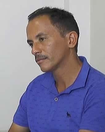 Da fama ao esquecimento: o destino do cantor de “Caneta Azul” Da fama ao esquecimento: o destino do cantor de "Caneta Azul"