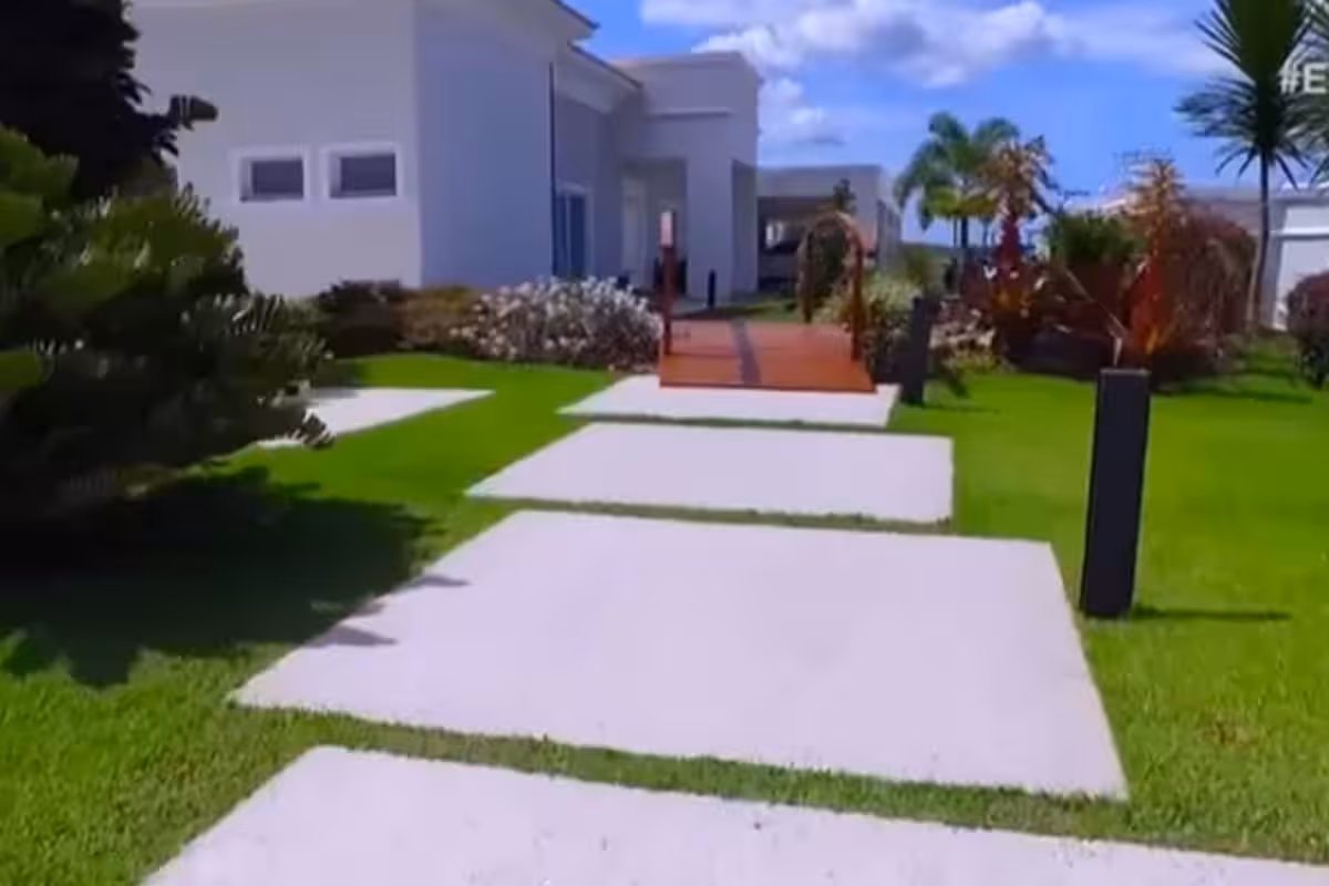 Descubra os Encantos da Luxuosa Mansão de Daniel em SP