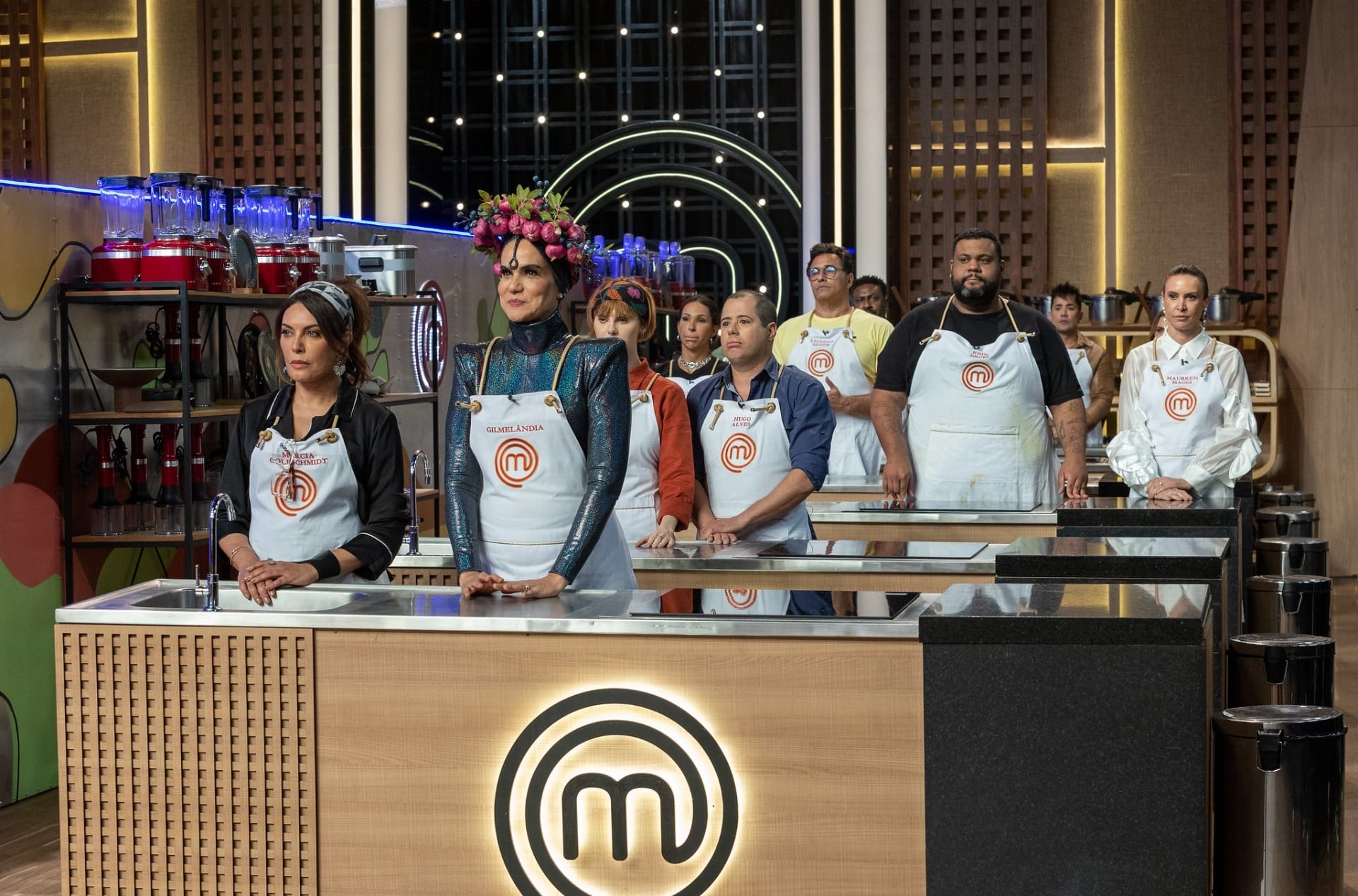 Descubra os Famosos que Vão Brilhar no MasterChef 2025!