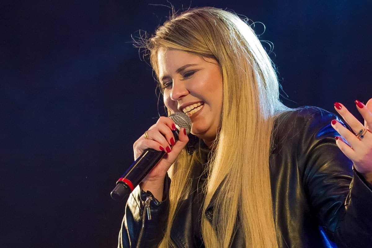 Marília Mendonça faz história e conquista o Spotify mundialmente Marília Mendonça faz história e conquista o Spotify mundialmente