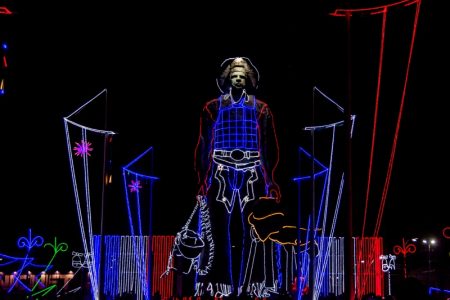 Natal mágico chega ao Parque do Peão neste sábado! Natal mágico chega ao Parque do Peão neste sábado!