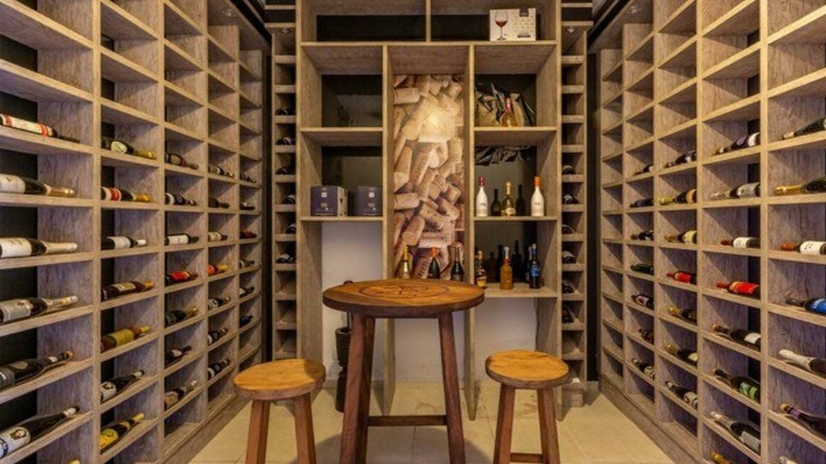 Mansão milionária de Rick Sollo em Itu (SP) está à venda e valor confunde interessados Mansão de Rick Sollo é colocada à venda e diferença de preços intriga compradores