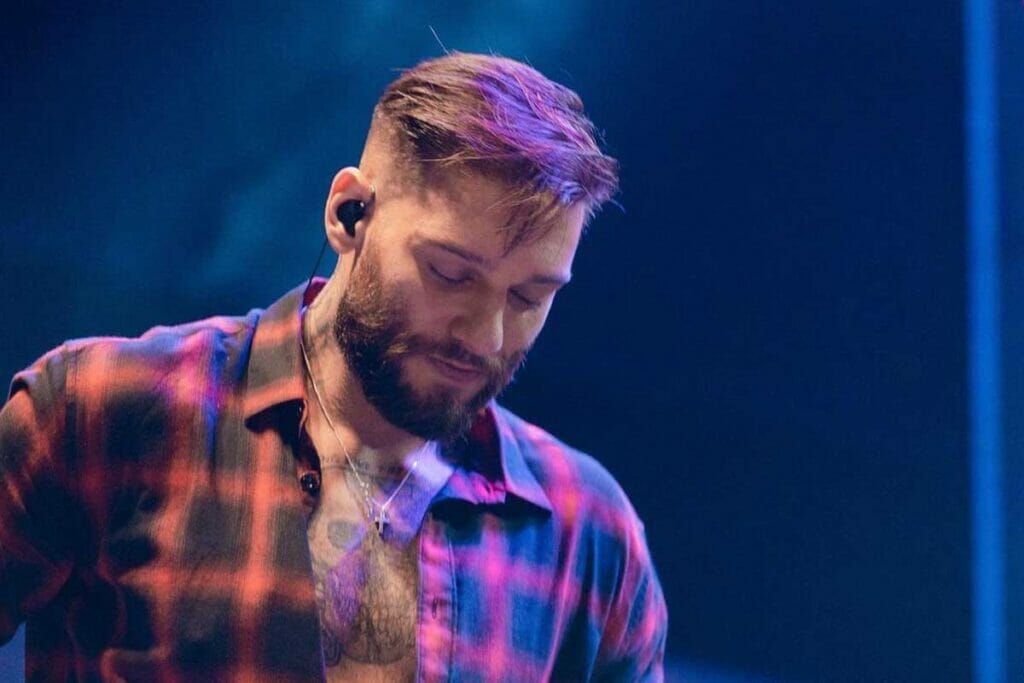 Revelação Surpreendente: Lucas Lucco e Seu Amor Secreto do BBB Revelação Surpreendente: Lucas Lucco e Seu Amor Secreto do BBB