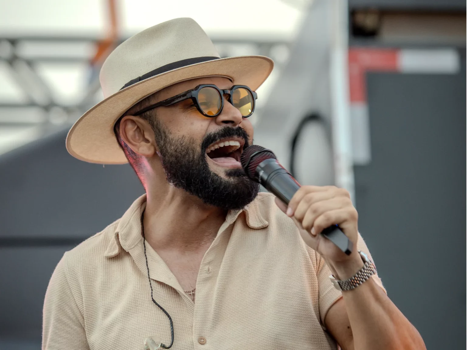 Thullio Milionário lança DVD “Na Praia” e aquece Natal! Thullio Milionário lança DVD "Na Praia" e aquece Natal!