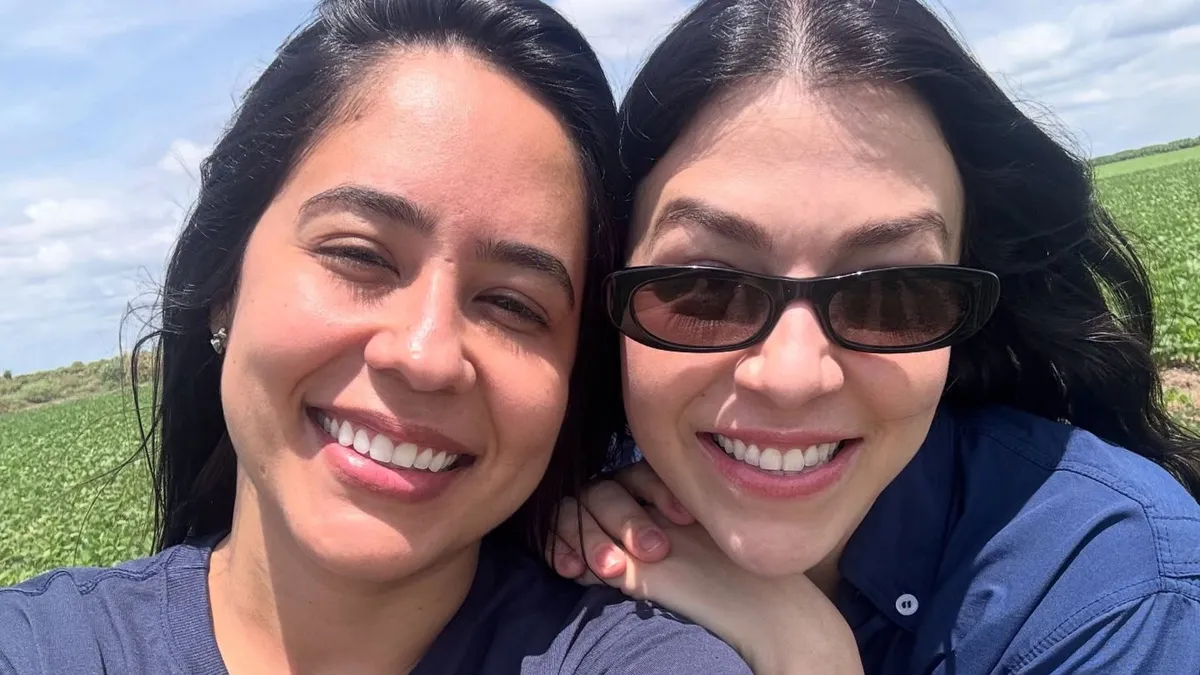 Um toque indesejado pode mudar tudo para ela Um toque indesejado pode mudar tudo para ela