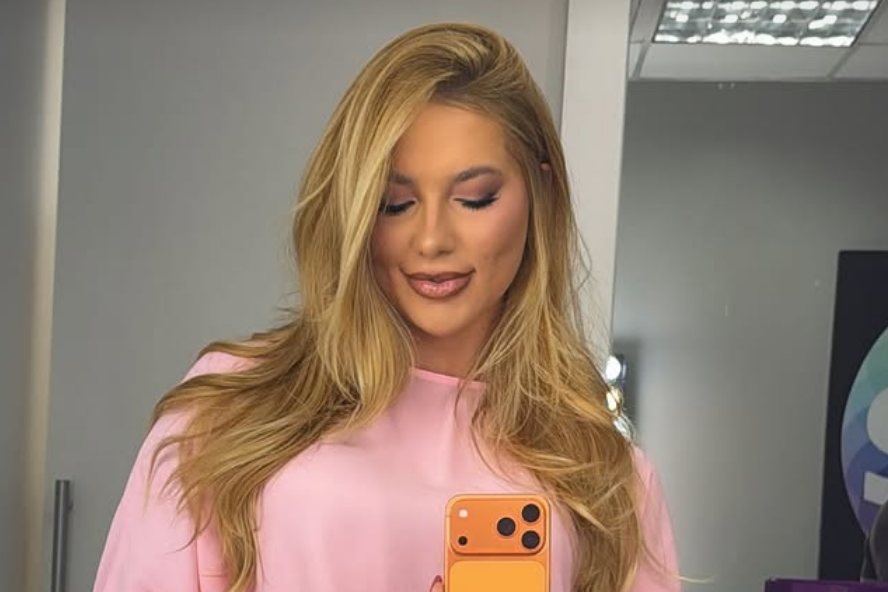 Virginia exibe anéis de Zé Felipe após presente de Vini Jr. Virginia exibe anéis de Zé Felipe após presente de Vini Jr.