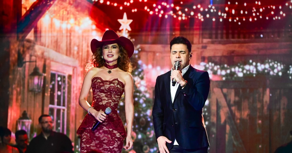 Zezé di Camargo e Paula Fernandes celebram o Natal no SBT