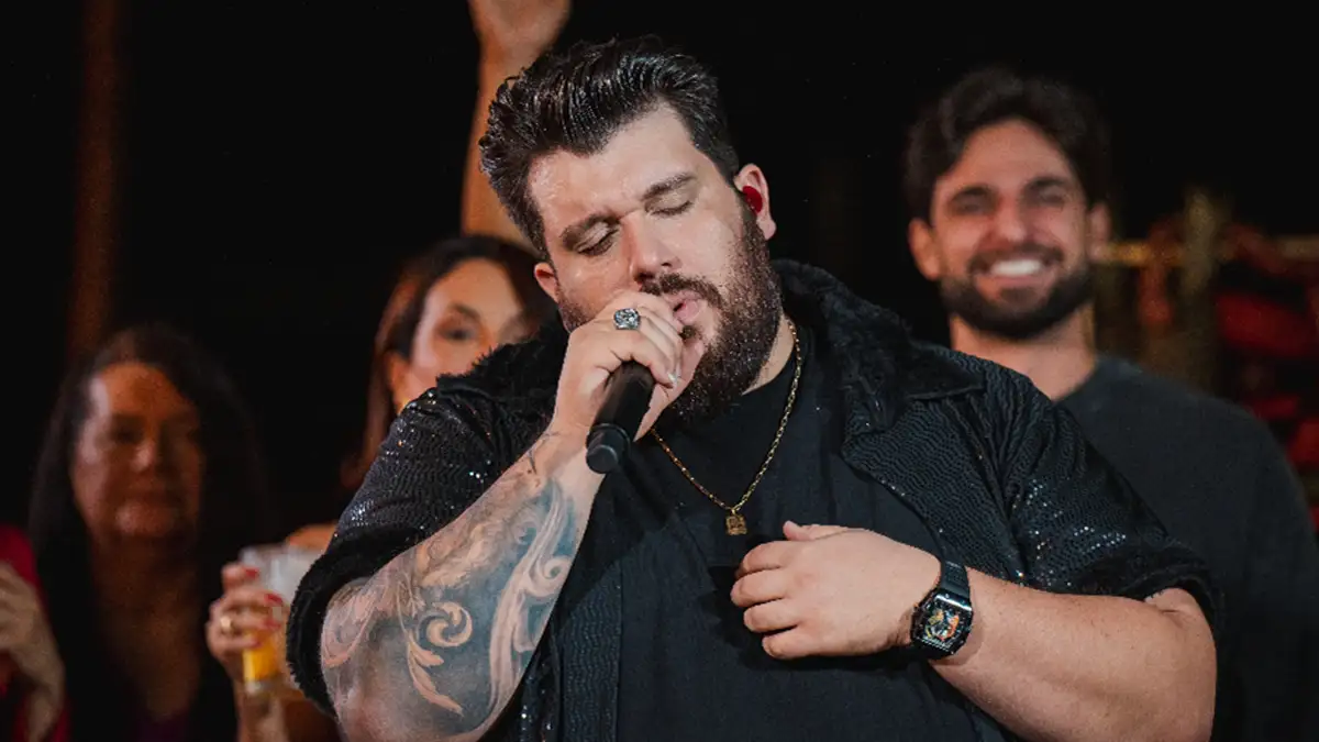 O Fenômeno Panda: cantor desponta como um dos maiores nomes do sertanejo atual em tempo recorde Em apenas um ano, o artista paulistano Panda conquistou o Brasil com recordes históricos, músicas românticas e um impacto humano raro na cena musical (Foto: Divulgação)