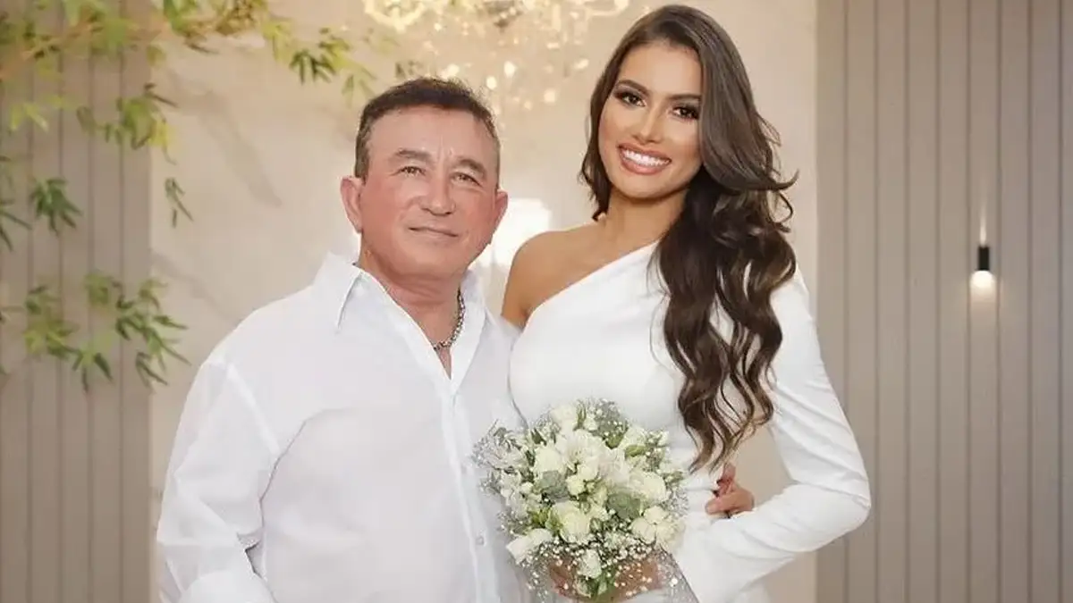 Descubra como é o regime de casamento de Amado Batista com sua esposa 51 anos mais nova Separação total de bens marca a união do cantor com a jovem Calita Miranda, de 23 anos (Foto: Reprodução Instagram)