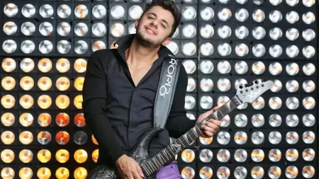 Foto inédita de Cristiano Araújo é publicada por fotógrafo: Emoção e saudade marcam 10 Anos da tragédia Imagem nunca antes vista de Cristiano Araújo emociona fãs (Foto: Rubens Cerqueira)