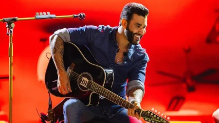 Gusttavo Lima transforma a Pedreira Paulo Leminski em ópera sertaneja com o “Embaixador Classic” Gusttavo Lima se apresenta neste sábado em Curitiba (Foto: Divulgação)