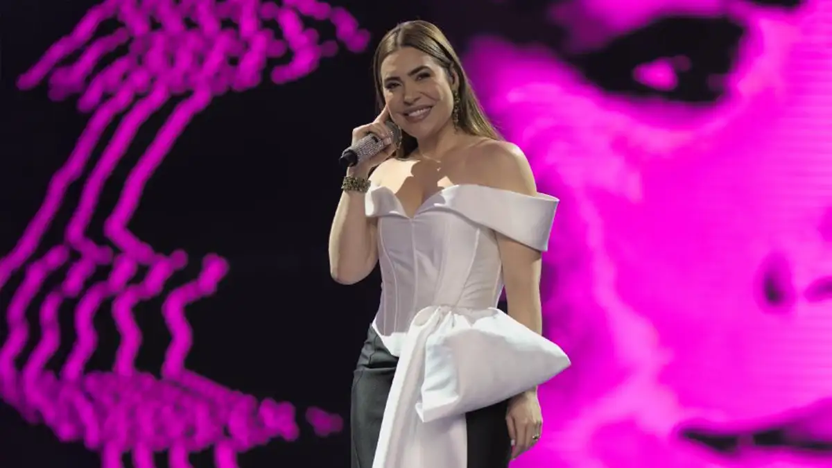 Naiara15: Naiara Azevedo dá início aos lançamentos do projeto que celebra seus 15 anos de carreira Naiara Azevedo lança “Mulher Quando Termina” e abre fase inédita em comemoração aos 15 anos de carreira (Foto: Divulgação)