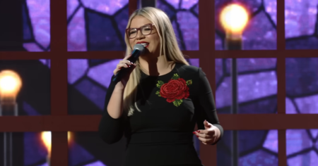 Descubra a vida e a arte de Marília Mendonça em nova série