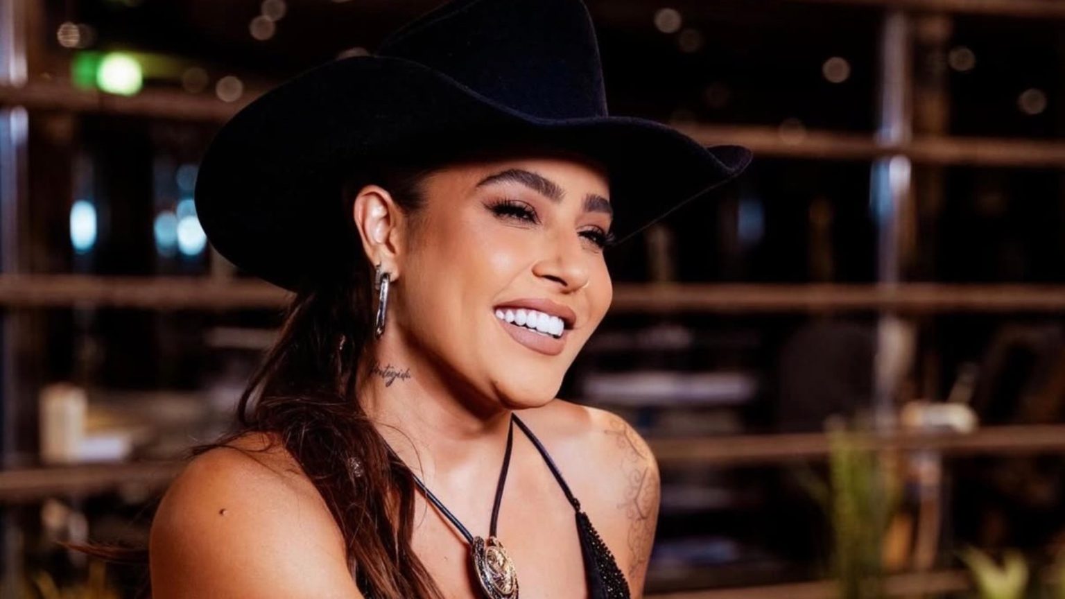 Descubra como realçar sua beleza de forma autêntica!