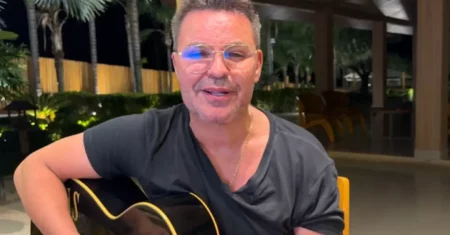 Eduardo Costa se une a Zezé di Camargo na discussão política Eduardo Costa se une a Zezé di Camargo na discussão política