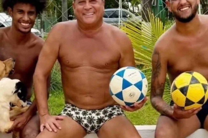 Leonardo volta com força em jogo de futevôlei após internação! Leonardo volta com força em jogo de futevôlei após internação!