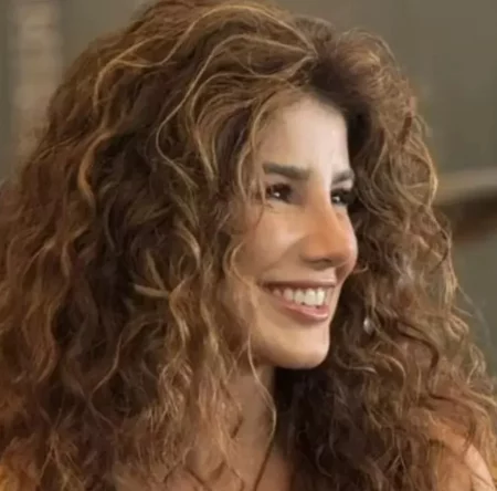 Paula Fernandes: A luta das mulheres no Sertanejo e suas verdades Paula Fernandes: A luta das mulheres no Sertanejo e suas verdades