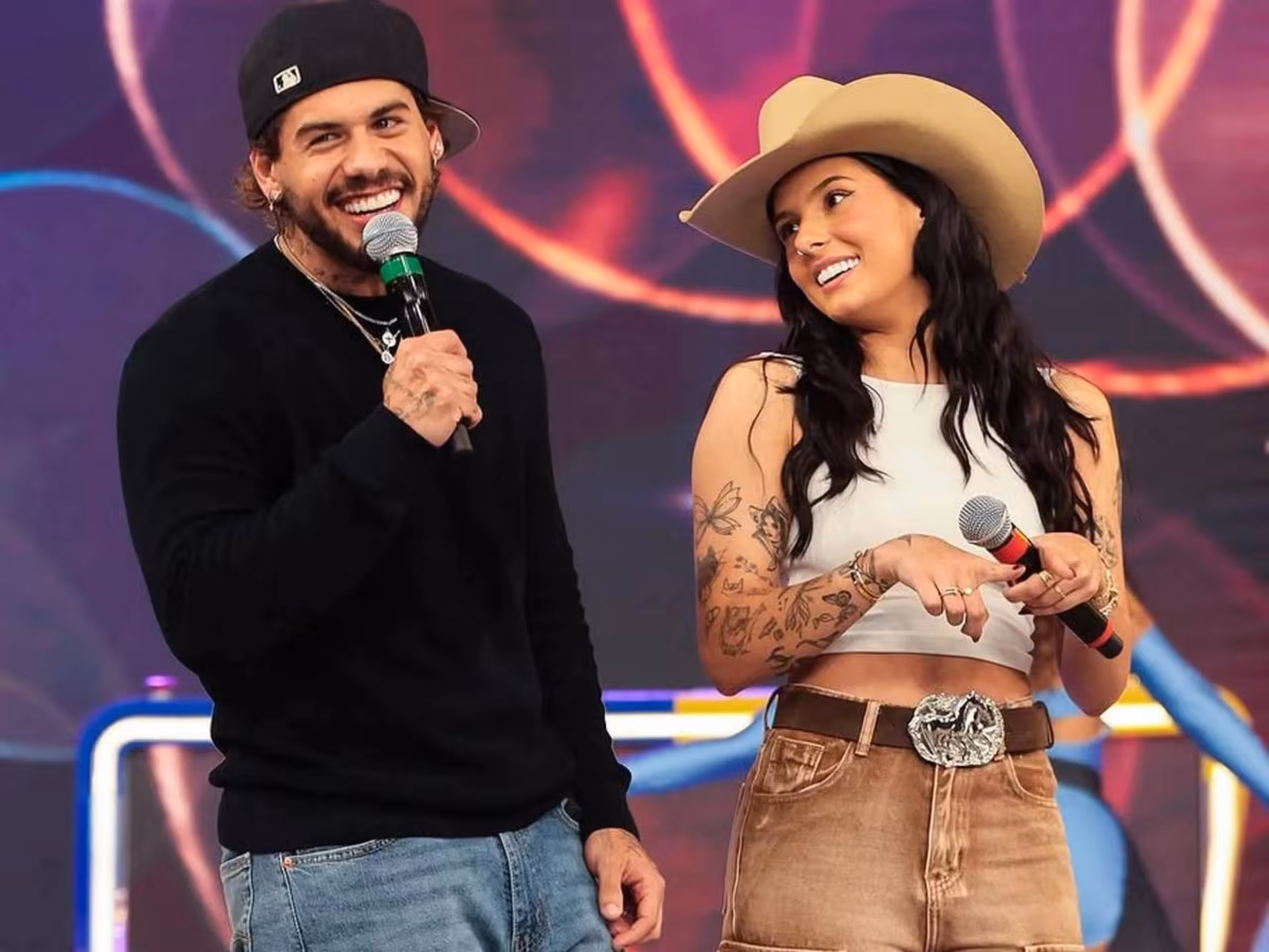 Zé Felipe se pronuncia sobre boatos da sexualidade de Ana Castela