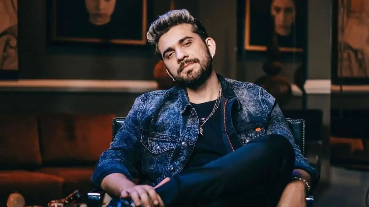 Post do cantor Gustavo Mioto reacende especulações horas depois do anúncio da separação (Foto: Divulgação)