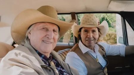 Sérgio Reis e Zé Amaro emocionam fãs com nova versão de “Casinha Branca” Sérgio Reis lança parceria internacional com Zé Amaro (Foto: Redes Sociais)