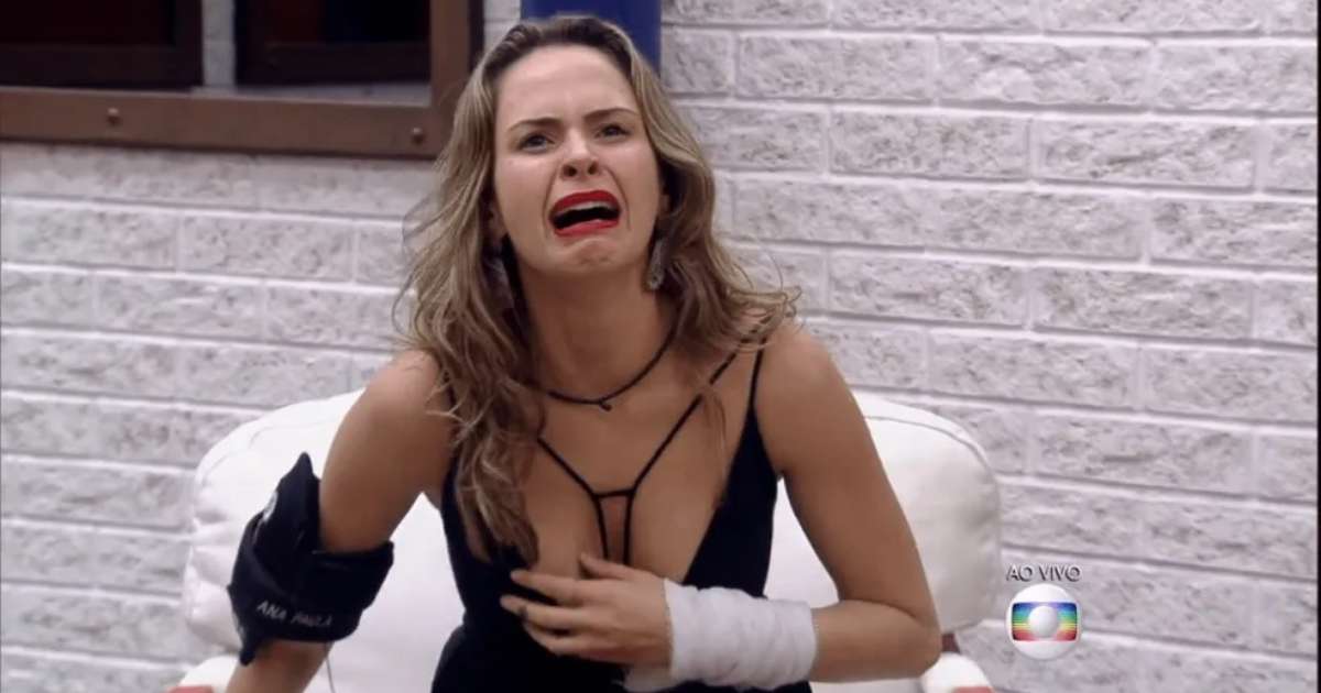 Ana Paula entra no Quarto Secreto antes da expulsão