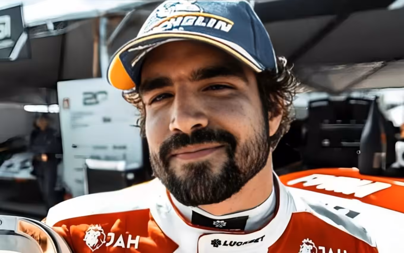 Caio Castro agora é comentarista de Fórmula 1 na Globo