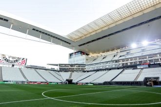 Corinthians x São Paulo: veja escalações e como acompanhar ao vivo