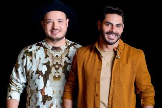 Dupla Israel e Rodolfo abre o Carnaval de Três Ranchos 2026