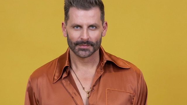 Henri Castelli revela tratamento e mudanças após convulsões