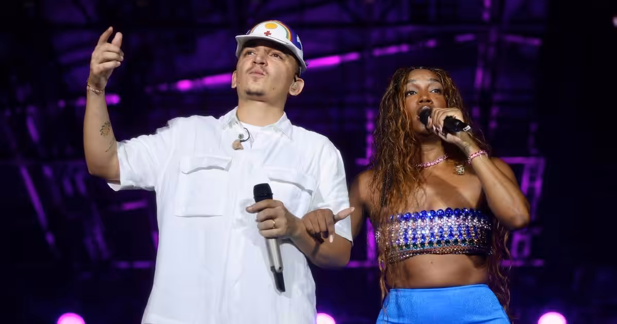 João Gomes encanta o Réveillon 2026 com 20 mil chapéus mágicos!