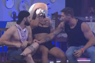 Marcelo confronta Jonas no BBB 26: 'Sonso, cachorro'