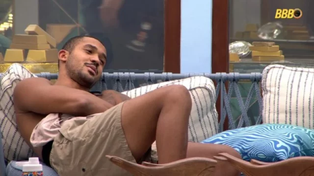 Matheus confronta Tadeu Schmidt no BBB 26