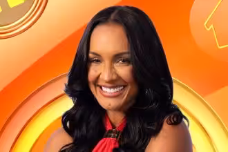 Maxiane recebe informações privilegiadas e se destaca