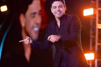 Navio do cantor mistura sertanejo e pagode em alto-mar