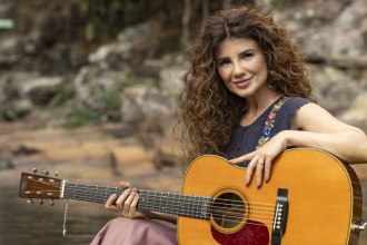 Paula Fernandes, aos 41, interpreta avó em 'Coração Acelerado'