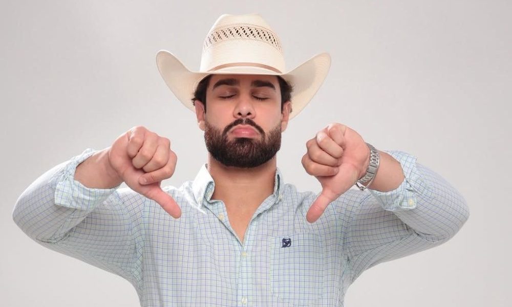 Paulo Augusto quebra silêncio após expulsão no BBB 26