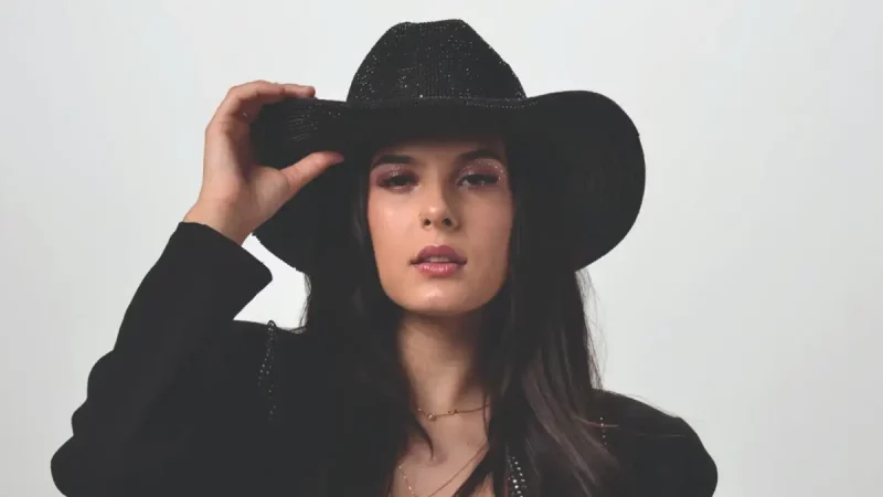 Show de Ana Castela será transmitido ao vivo nesta sexta-feira; Confira o horário 82 Presente misterioso surpreende Ana Castela e expõe a verdade (Foto: Redes sociais)