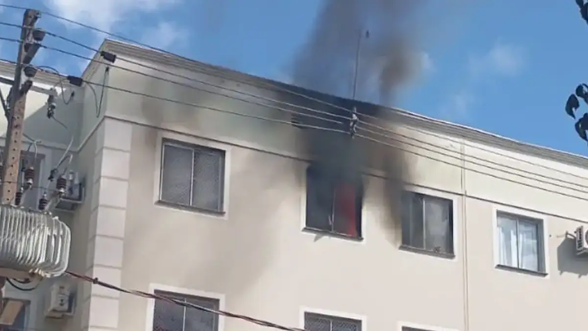 Incêndio atinge imóvel de Adriana, da dupla Patrícia e Adriana (Foto: Redes sociais)