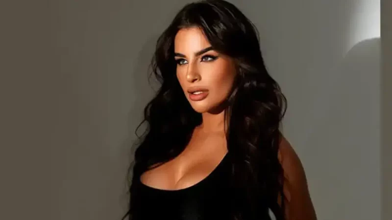 Jéssica Petz se transformou em fenômeno da plataforma adulta (Foto: Redes Sociais)