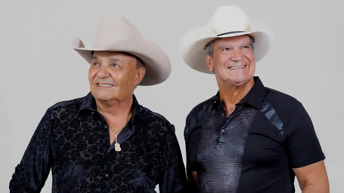 Confira a agenda de shows de Gino e Geno Confira a agenda de shows de Gino e Geno